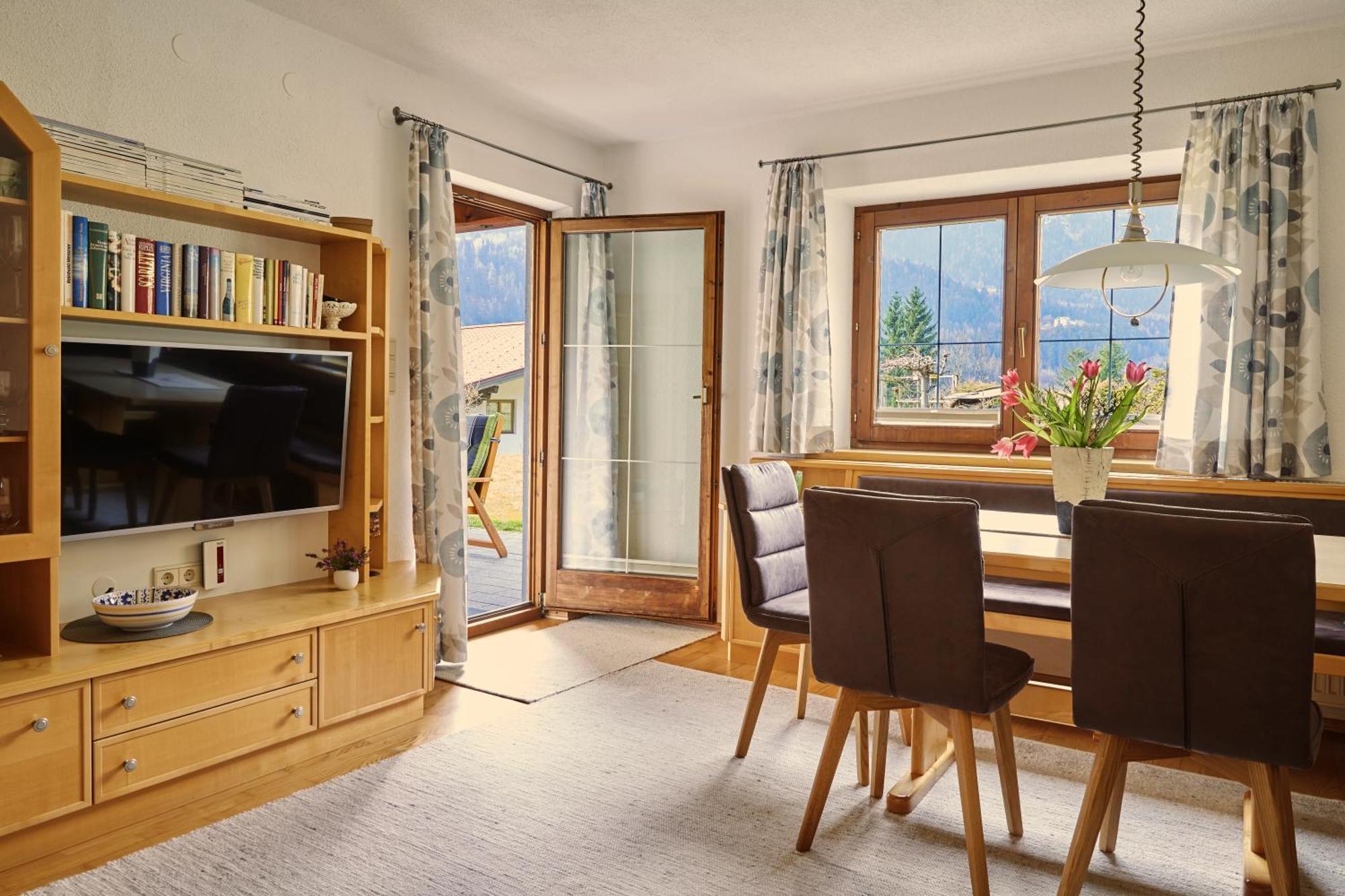 Haus Elfi Fiegl Lägenhet Oetz Exteriör bild