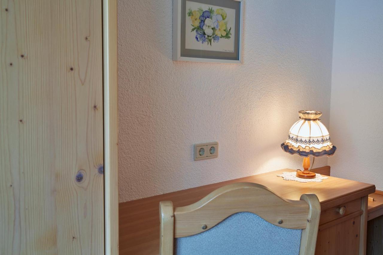 Haus Elfi Fiegl Lägenhet Oetz Exteriör bild